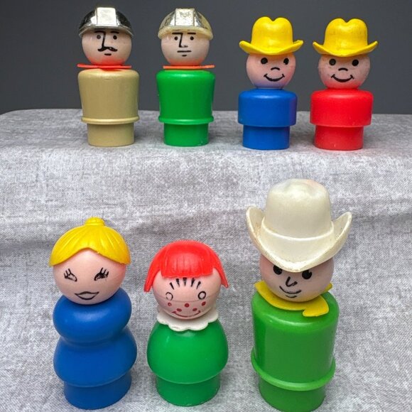 Fisher Price Little People Figures Set of 7 Toys Vintage 1960s - Picture 2 of 8